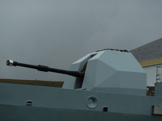 HMS Campbeltown - quai du commerce - 29 mars 2011 (03).JPG